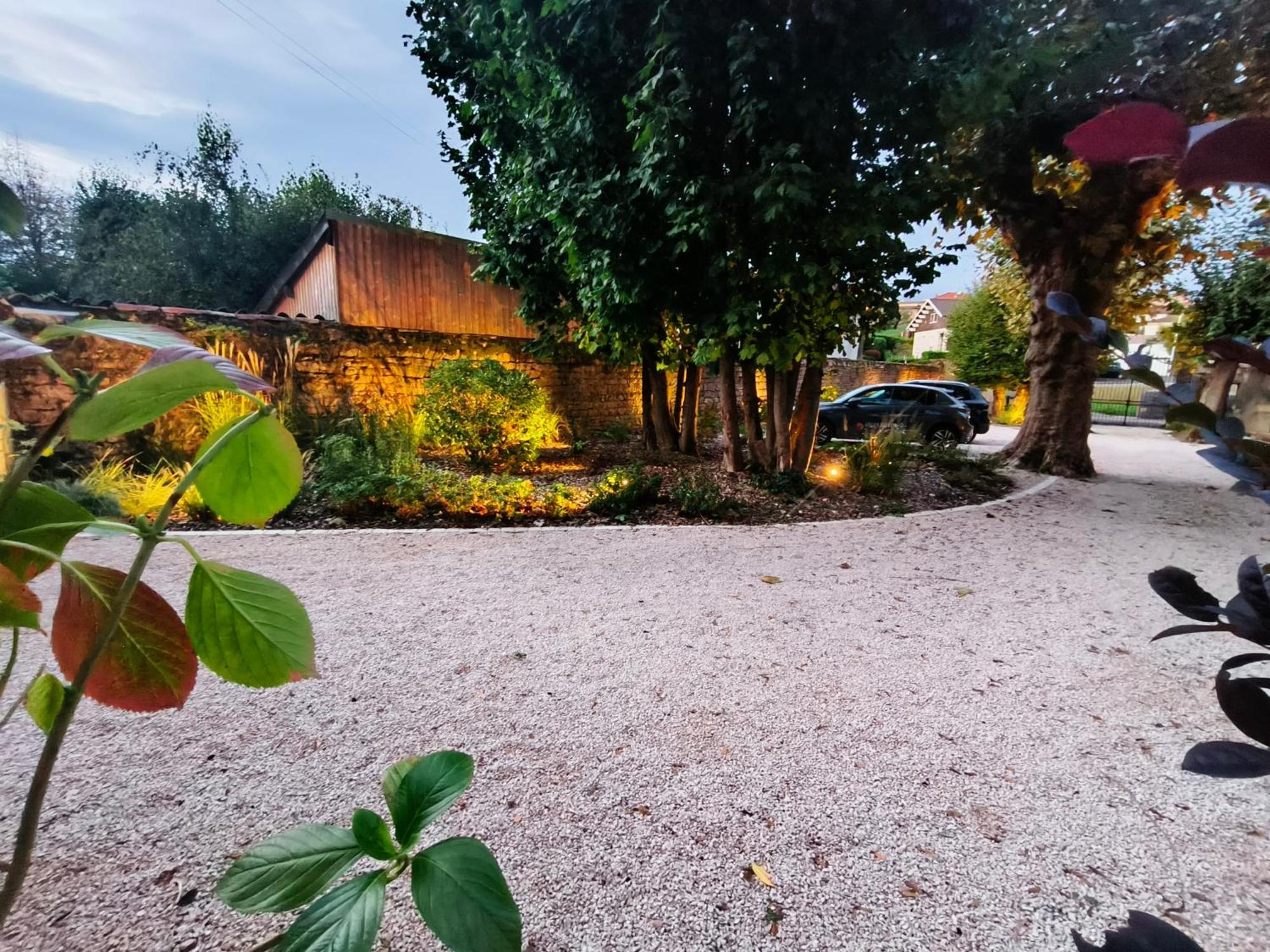 Chez Emma et Louise - Maison individuelle avec stationnement Mâcon Extérieur photo